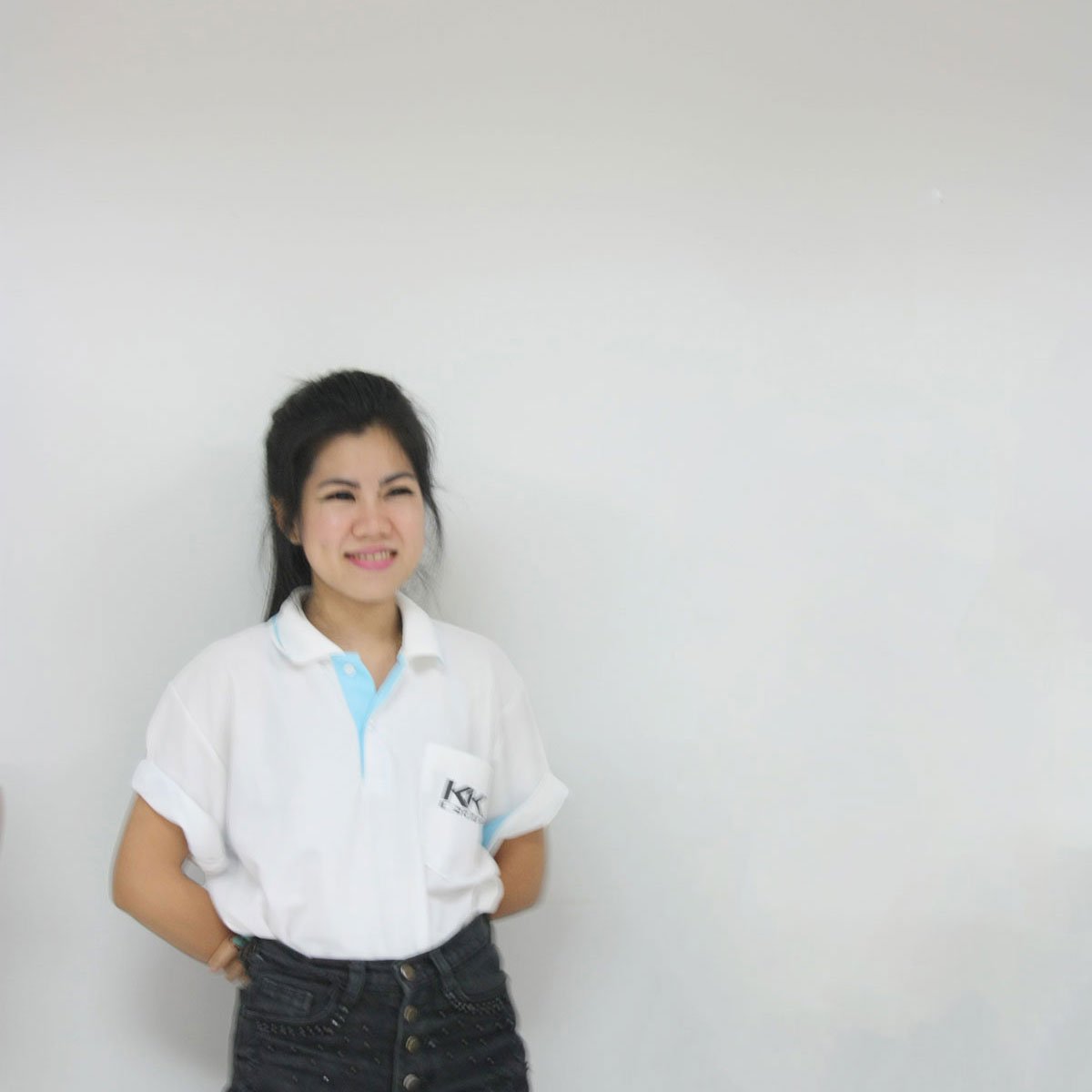 SWANSIRI-Freelance-Graphic-&-Web-Designer-Wansiri-Profile-Image